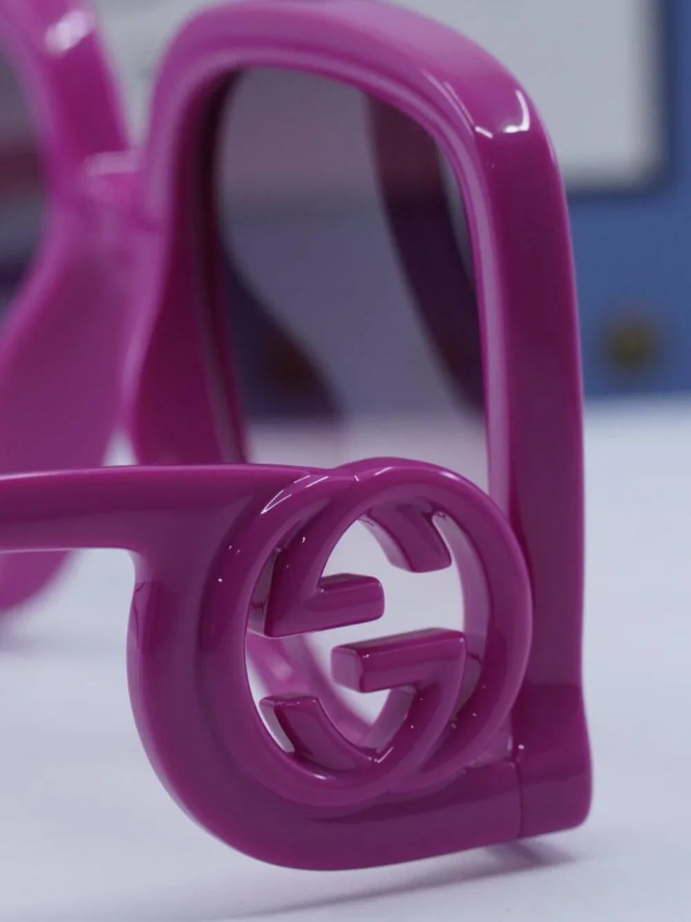 Gucci GG1326S 004 Square Sunglasses – Fuchsia\Violet Gradient